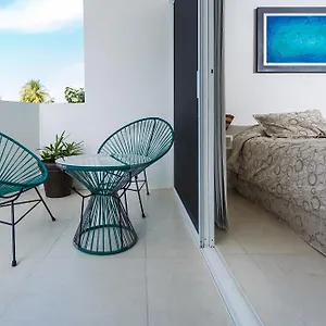 kaam-accommodations.quintano-roohotels.com/