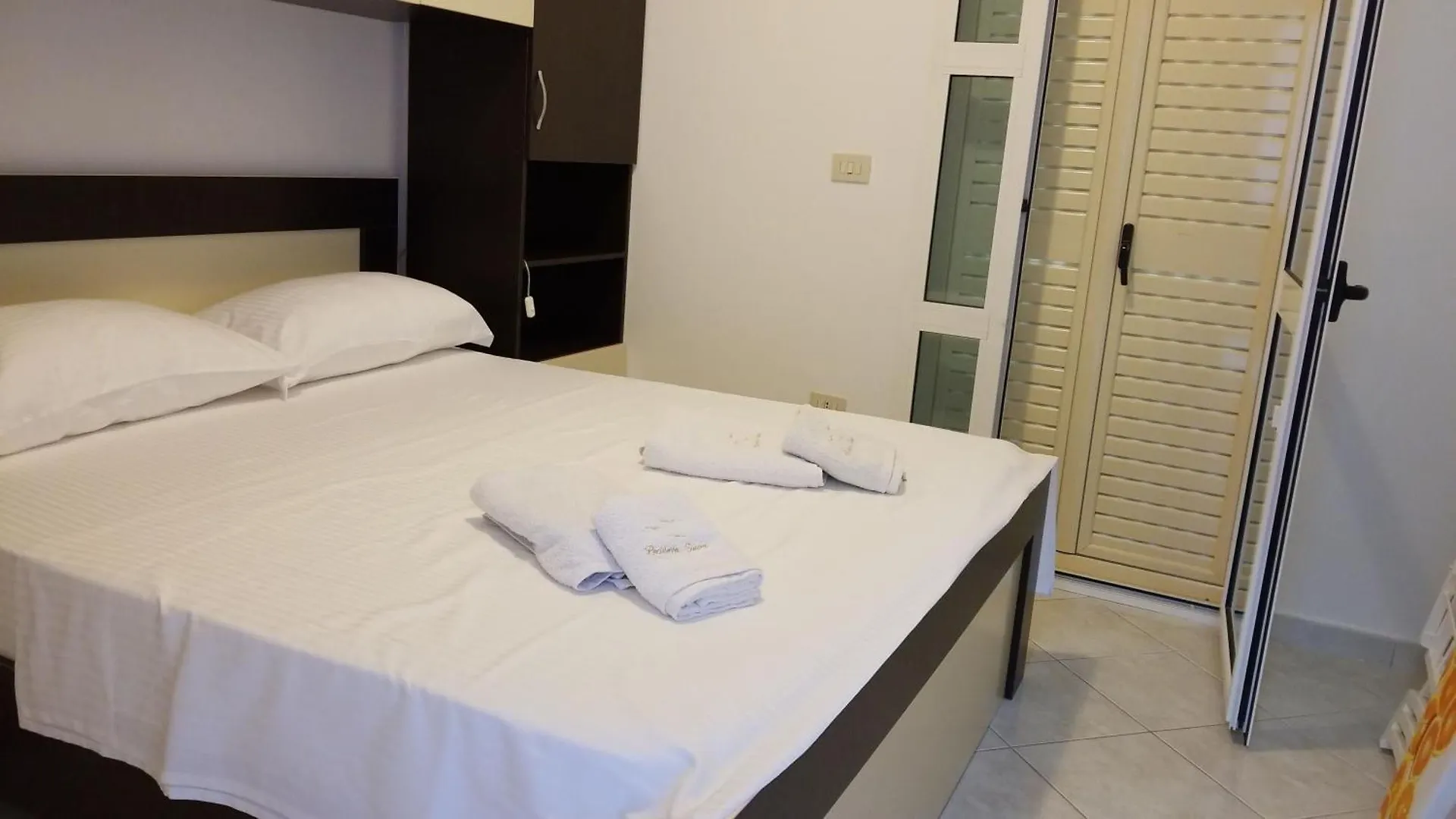 Apartments Rezidenca Sinani Orikum Albánia